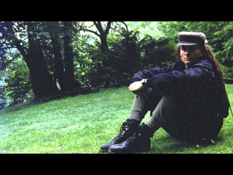 Nardwuar interviews Skinny Puppy's cEvin Key