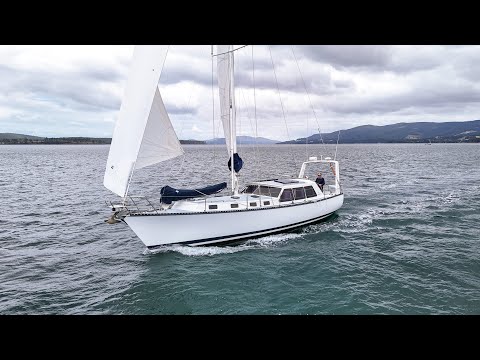 FOR SALE! "Huon Mistress" - Huon 40 Pilothouse Yacht