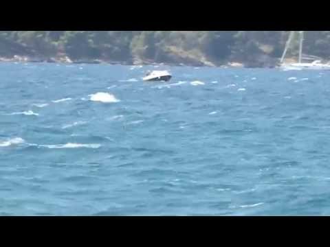 Ciklona Iskra - Brodovi kontra juga 2