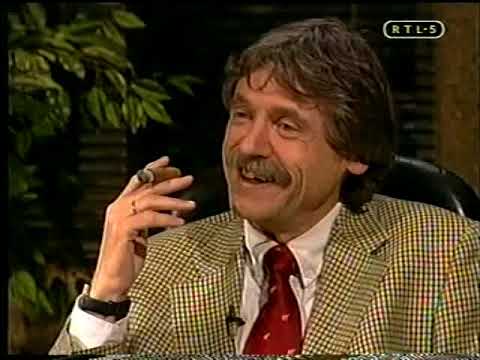 Voetbal Insite met Kees Jansma, Willem van Hanegem en Johan Derksen. Presentatie: Wilfred Genee.