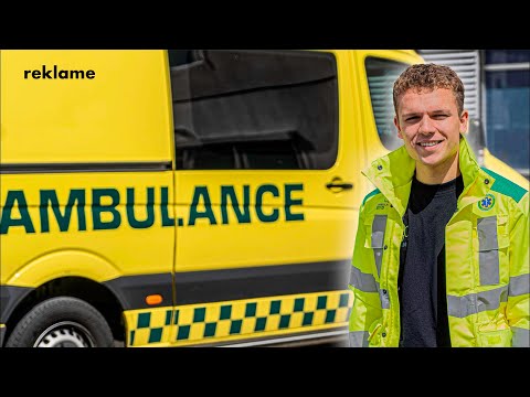 Se: Hvordan bliver jeg ambulancebehandler? - YouTube video