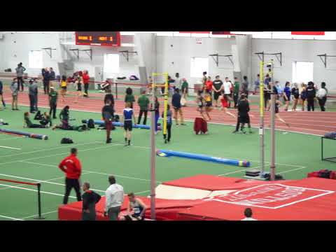 2018 AE Indoor W 800m final heat 1 start