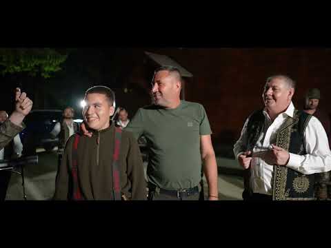 Adrian Caval - La Voineasa vin feciorii