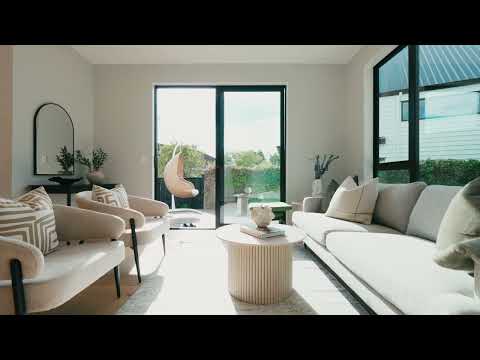 8C Catalina Crescent, Forrest Hill, North Shore City, 5 Kuwarto, 3 Banyo, House