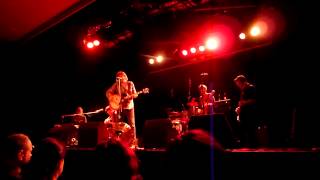 Tex Perkins & The Dark Horses - Getting Away With It - 01.11.2012