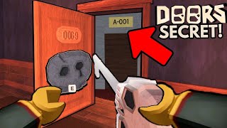 i opened SECRET DOOR to A-001 in ROBLOX DOORS