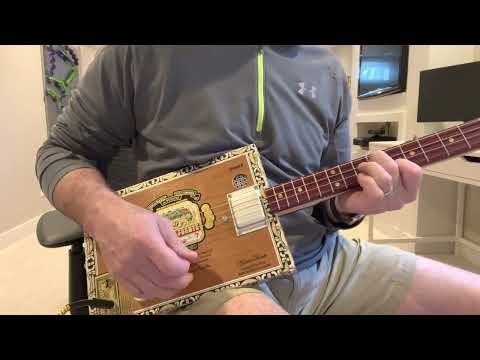 4 String Cigar Box Guitar - Aurturo Fuente Queen B - MGB Humbucker