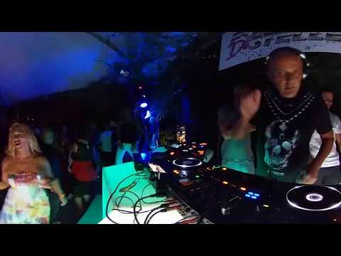 Maurizio GUBELLINI al VILLA MERAVILLE figli delle stelle