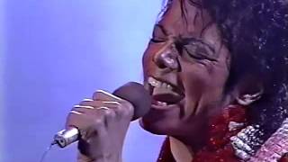 Michael &amp; The Jacksons  - Beat It  - Victory Tour Toronto 1984 (High Quality)