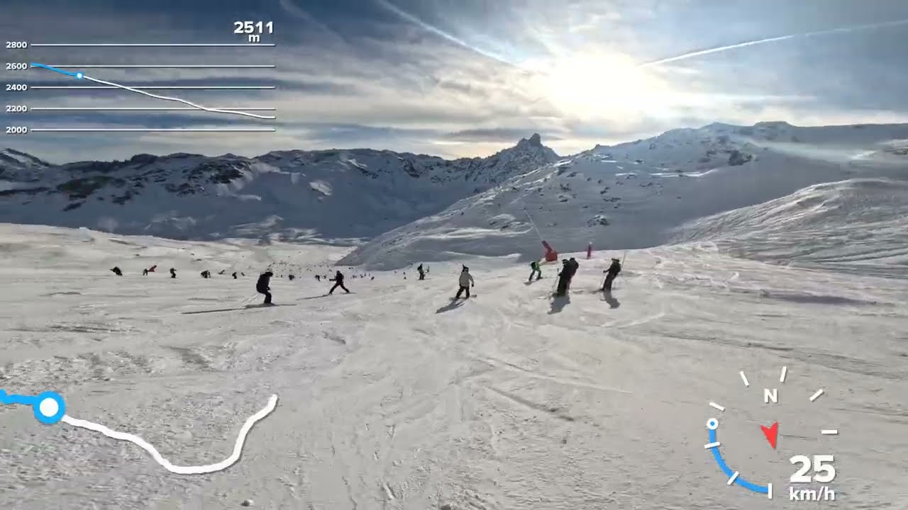 Skiing Creux — wide long blue from Saulire, Courchevel POV