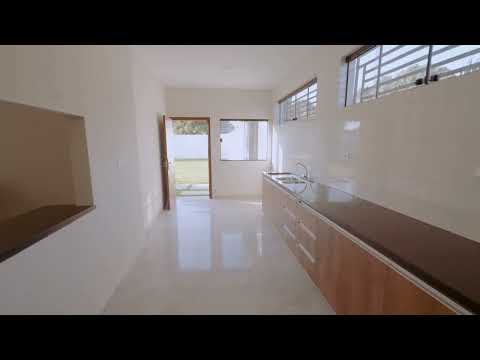 VIVIENDA MINIMALISTA VIRGEN DE COTOCA