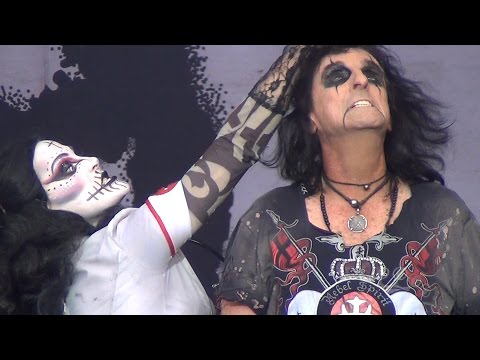 Alice Cooper - Ballad of Dwight Fry - The Guillotine - Graspop 2015