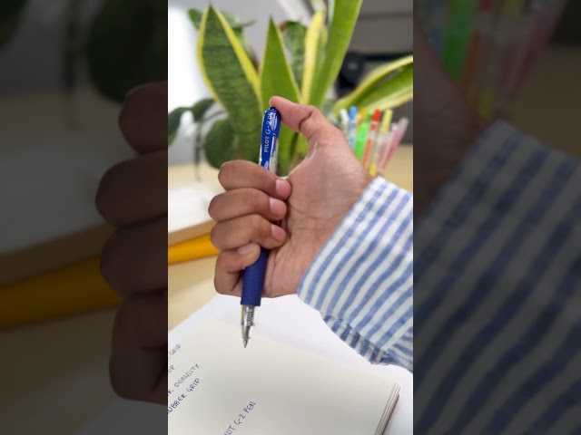 Vídeo relacionado con PILOT - Caja de 6 Bolígrafos Super Grip - Biros Recargables y Retráctiles - Azul - Punta Media