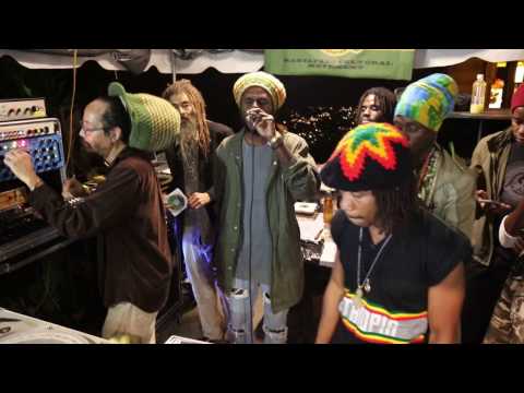 Chronixx - Iyah Walk (Live at Kingston Dub Club)