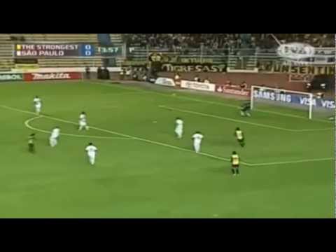 Golaço do Nelvin Soliz   The Strongest 1 x 0 São Paulo   Libertadores