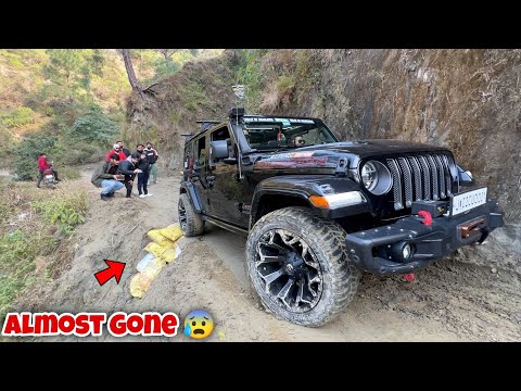 Jeep Wrangler Rubicon vs Mahindra Thar 2020 | Most Dangerous offroad ever | 4wd malfunctioned