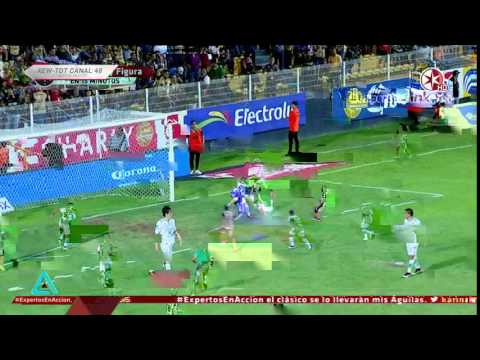 Wilson Morelo falla una clara