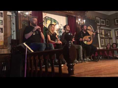 The Irish House Party - Galway Girl