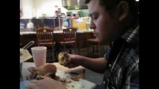 preview picture of video 'Paul handles the Satan's Anus burger at Burger Guys-Houston'