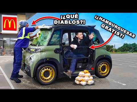 ¡Viviendo con el SUV más pequeño del mundo!