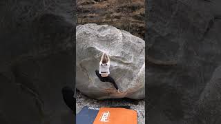 Video thumbnail of Happy hand, 7b. Brione