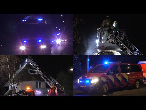 [Primeur] Brandweer Rietdekkersteam Hollands-Midden met spoed naar een Rietendakbrand in Aerdenhout!