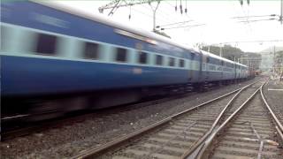 preview picture of video 'Aggresive Kazipet WDG-3A Twins hauled Konark Express accelerating Near Neral (Listen in Full Volume)'