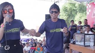 Download lagu KOCAK MENCUG CEU TARSIH FEAT RUSDY OYAG ALL ARTIS mp3 Download lagu KOCAK MENCUG CEU TARSIH FEAT RUSDY OYAG ALL ARTIS mp3