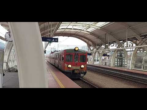 Przyjazd pociągu Polregio na stacji PKP Gliwice