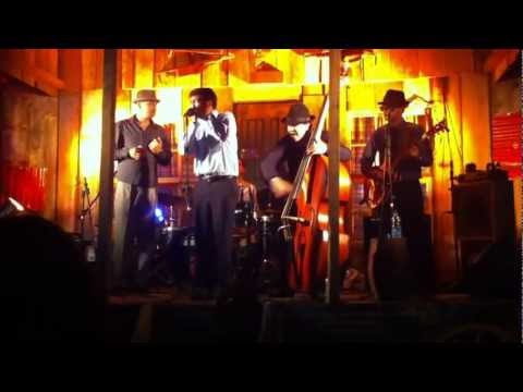 The Headcutters - That's All Right . Front Porch Stage - MDBF 2011