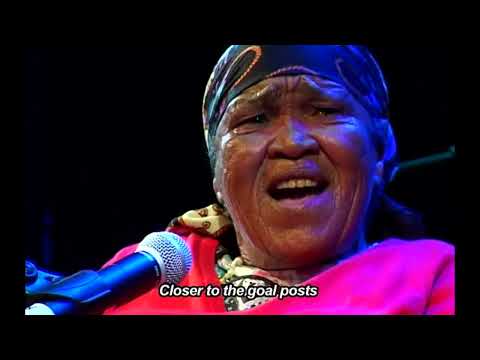 Karoo Kitaar Blues | Helena Nuwergeld | Pale Toe (Live Performance)