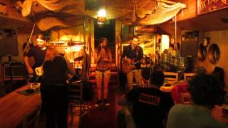 Video Čivava Blues Live ( loď Kristian Marco)