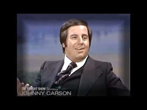 @johnnycarson learns Frank Abagnale is a SAVAGE Alpha! 😎🤣