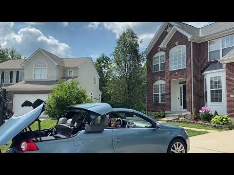 🤩 Volkswagen EOS is AWESOME 🤩 🤩 The hardtop convertible.