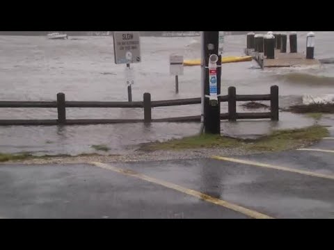 Folly beach flooding
