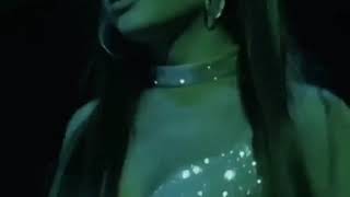 Ariana Grande - Fake smile live