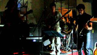 castaway cover INJECTED PARADISE live @le France 21/06/11