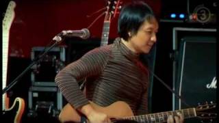 Download lagu Desember - Efek Rumah Kaca mp3 Download lagu Desember - Efek Rumah Kaca mp3