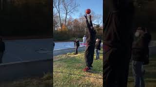 Shaq is a pure 3-point shooter 🔥