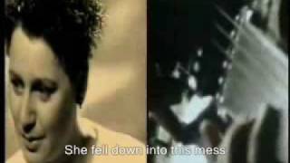 Cocteau Twins - Carolyn&#39;s Fingers - Music Video and Lyrics