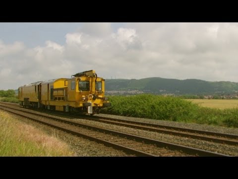 Prestatyn 19.6.2014 - Network Rail Stoneblower