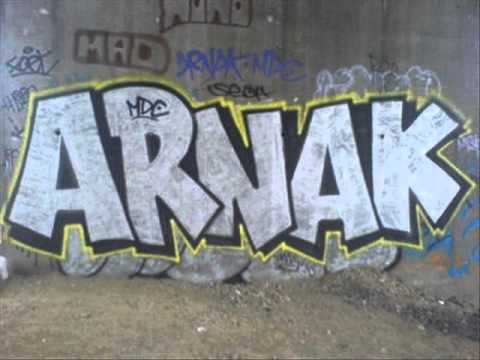 Arnak Mc Survivre (officiel video) 2013