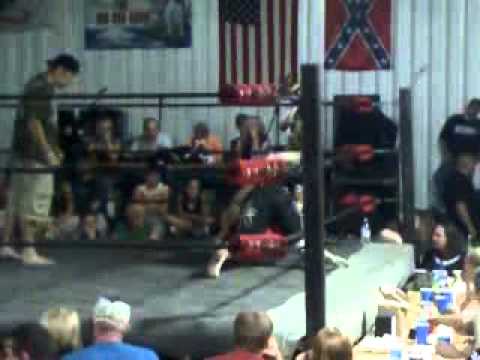 Justin Taylor VS. Kickboxer