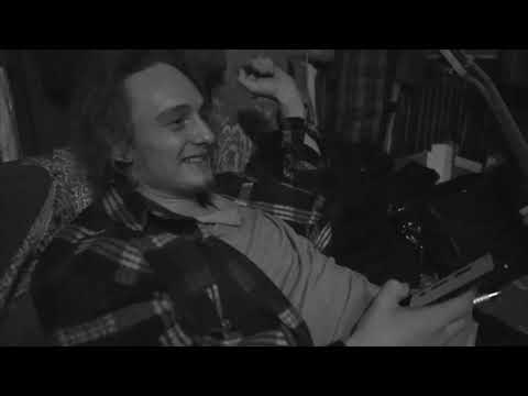 Čtvrt na smrt - nefolkové album Držím Ti pěsti