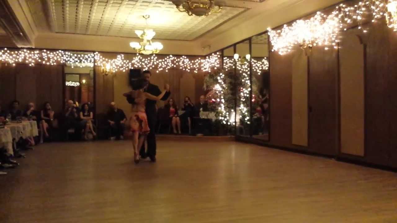 Argentine Tango:Maria Olivera and Gustavo Benezcry Saba - Oigo Tu Voz