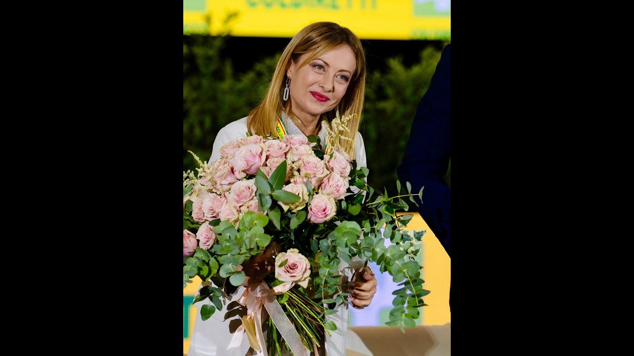 STANDING OVATION PER GIORGIA MELONI DA COLDIRETTI BRESCIA: L'ACCOGLIENZA AL PALALEONESSA