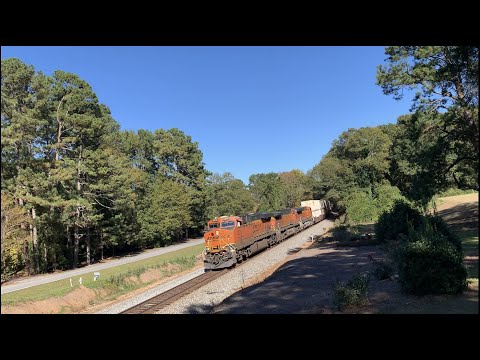 BNSF 6979 Leads NS 265 Thru Duluth, GA 11/8/2021