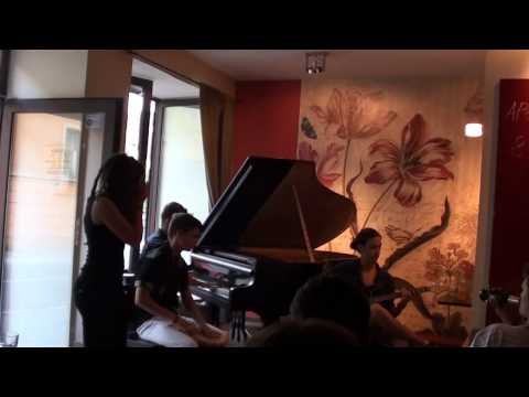 J.J. Cale - Midnight in Memphis (Cover by No.Bass - Sighisoara)