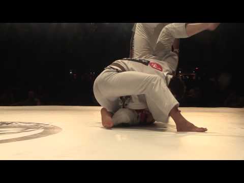 Arya Esfandmaz VS Jamie Hughes