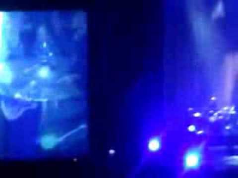 Laura Pausini - E ritorno da te , trate e il mare ZENITH 01/02/2014